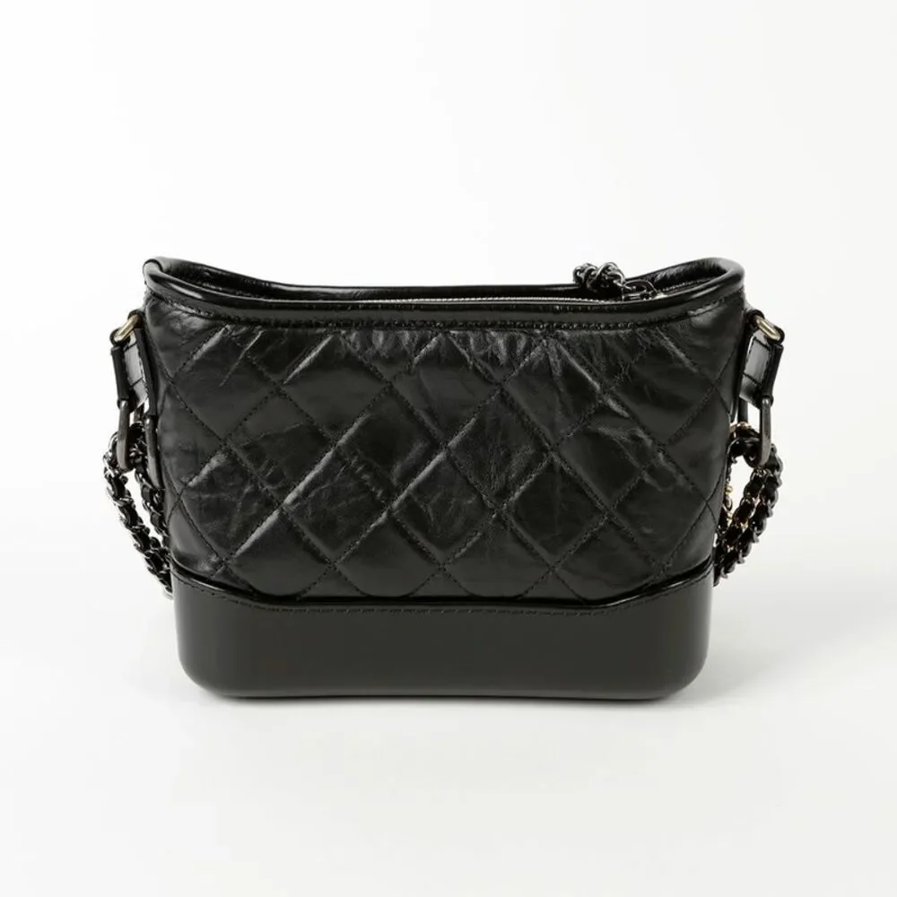 CHANEL details gender